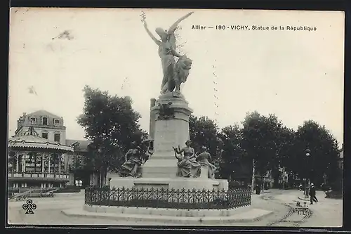 AK Vichy, Statue de la République