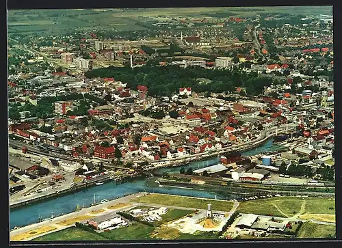 AK Husum /Nordsee, Blick auf den Ort und Hafen