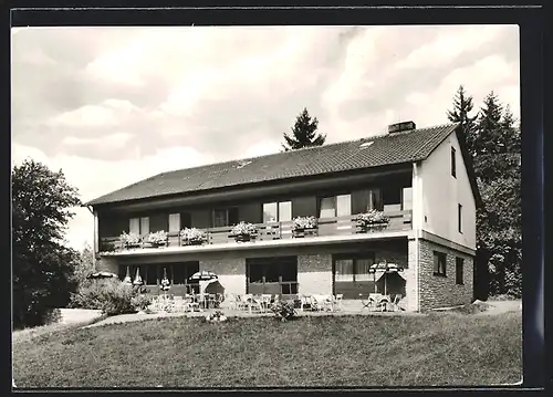 AK Irrendorf über Tuttlingen, AV-Wanderheim Rauher Stein Xaver Schorer