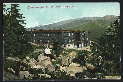 AK Peterbaude mit rastender Dame im Vordergrund