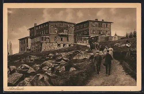 AK Peterbaude mit Wanderern