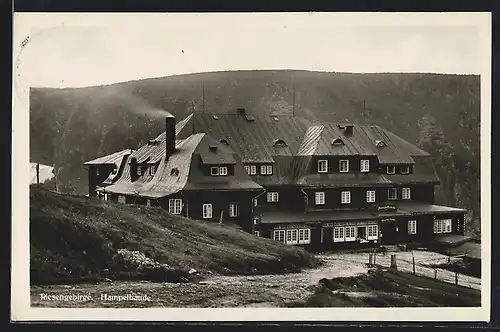 AK Hampelbaude im Riesengebirge mit dampfendem Schornstein
