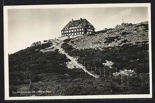 AK Reifträgerbaude, von unterhalb gesehen