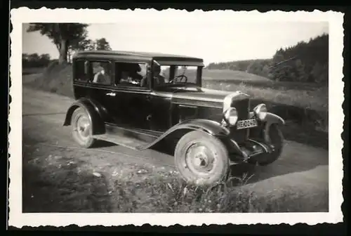 Fotografie Auto Chevrolet (1927 /28), Familienausflug im Kfz