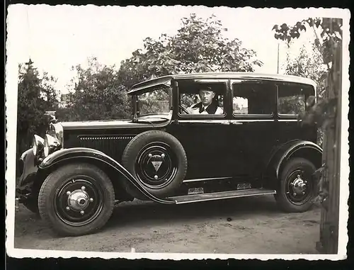 Fotografie Auto Adler (1931), schwarze Limousine