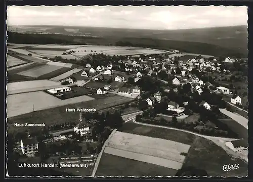 AK Hardert /Westerwald, Ortsansicht mit Hotel-Café Haus Sonneneck und Haus Waldperle
