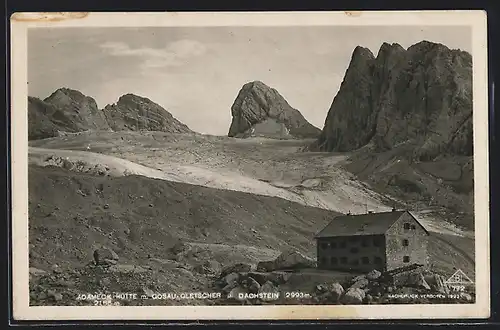 AK Adameck-Hütte, Berghütte mit Gosau-Gletscher und Dachstein
