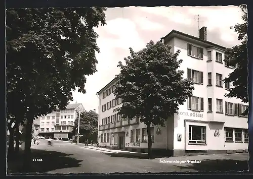 AK Schwenningen / Villingen, Strassenpartie mit Hotel Rössle