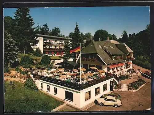 AK Häusern /Hochschwarzwald, Albtalblick mit Berg-Hotel, Inh. Fam. Hammelehle, VW Golf