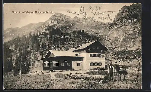 AK Unterkunftshaus Bodenschneid, Ortspartie mit Berghütte