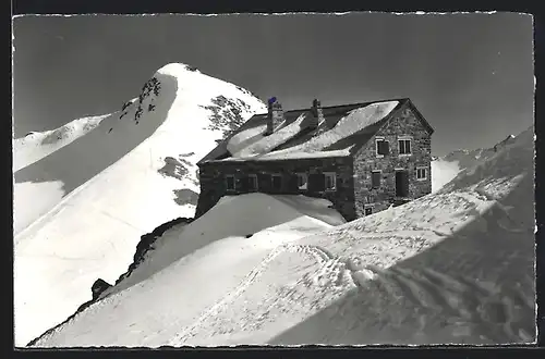AK Britanniahütte S.A.C., Saas-Fee, Partie mit Kleinem Allalinhorn