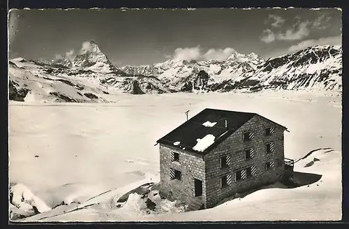 AK Monte Rosa-Hütte mit Matterhorn und Gabelhorn im tiefen Schnee
