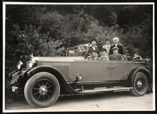 Fotografie Auto Horch 303 (1927), Familie mit Luxus-Cabriolet Kennzeichen Thüringen