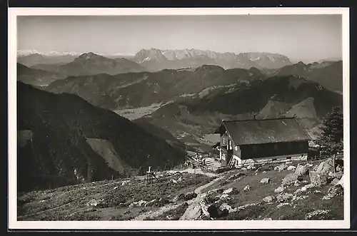 AK Hochgernhaus, Berghütte mit Kaisergebirge