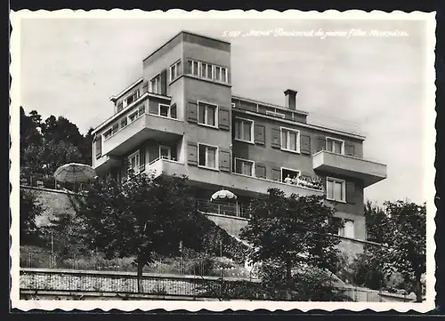AK Neuchatel, Irena Pensionnat de jeunes filles