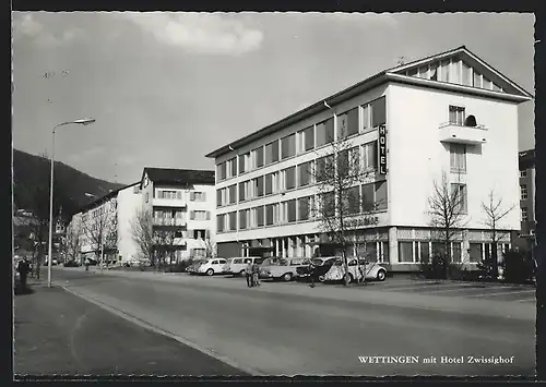 AK Wettingen, Strassenpartie mit parkendem VW Käfer am Hotel Zwissighof