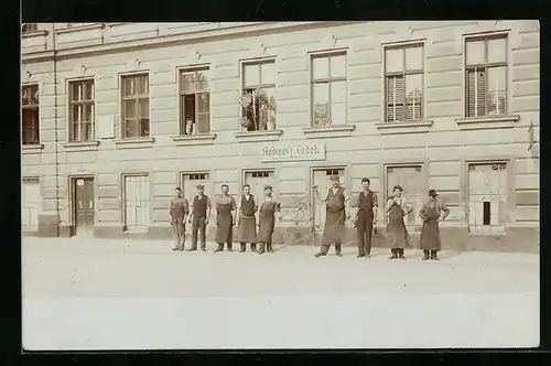 Foto-AK Wien, Schlosserei Andreas Lodek in der Beheimgasse