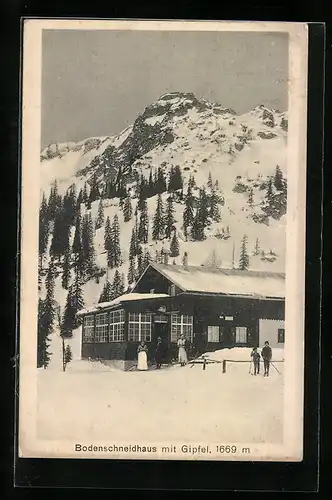 AK Bodenschneidhaus, Berghütte mit Gipfel im Schnee