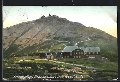 AK Riesenbaude, Gebäude mit Schneekoppe