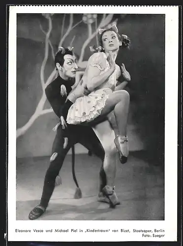 AK Berlin, Staatsoper, Eleonore Vesco und Michael Piel in Kindertraum von Bizet, Tanzaufführung