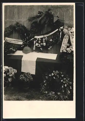 AK Begräbnis eines schweizer Soldaten