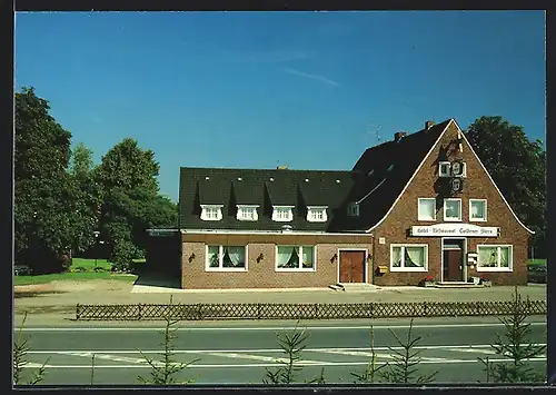 AK Schwerinsdorf /Ostfriesland, Hotel-Restaurant Goldener Stern unter blauem Himmel