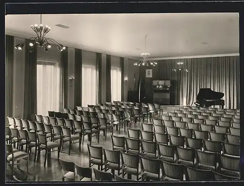 AK Bad Berka /Ilm, Vortragssaal des Klinischen Sanatoriums