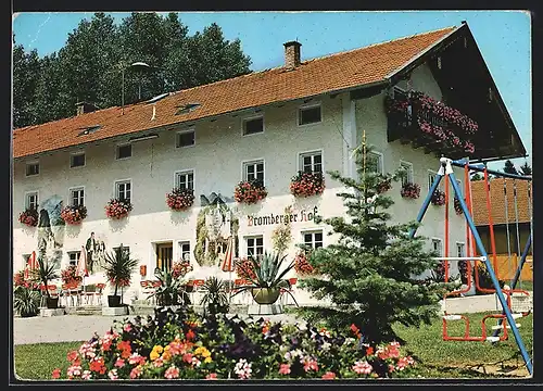 AK Taching am See, Gästehaus und Pension Bromberger Hof, Gartenansicht mit Schaukel