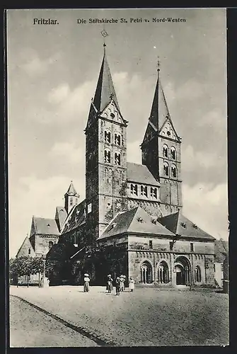 AK Fritzlar, Die Stiftskirche St. Petri v. Nord-Westen