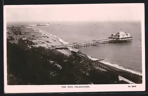 AK Folkestone, The Pier