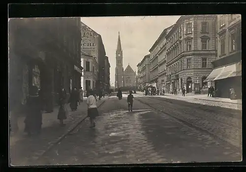 Foto-AK Wien, Blick in die Pouthongasse