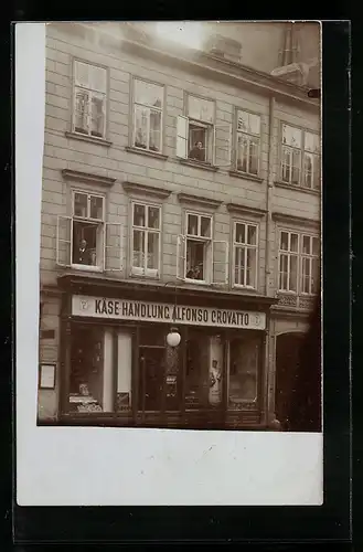 Foto-AK Wien, Käse-Handlung Alfonso Crovatto, Hernalser Hauptstrasse 7