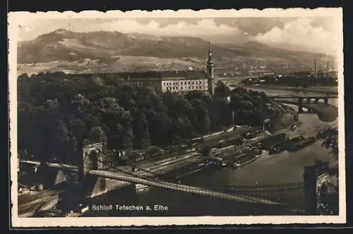 AK Tetschen /Elbe, Schloss Tetschen mit Brücken aus der Vogelschau