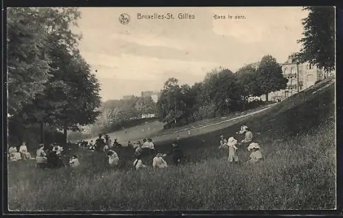 AK Brüssel / Bruxelles, St. Gilles, Dans le parc