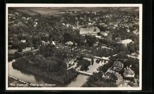 AK Bad Pyrmont, Schloss mit Kuhaus, Luftbild