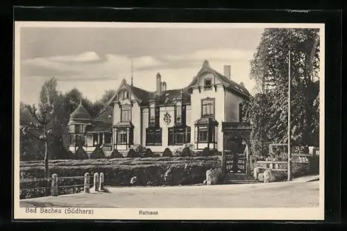 AK Bad Sachsa /Harz, Rathaus mit Anlagen, Strassenansicht