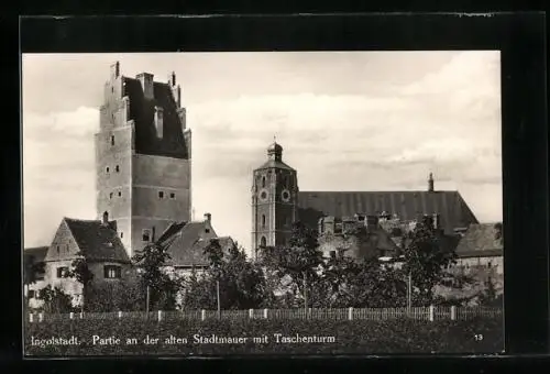 AK Ingolstadt, Partie an der alten Stadtmauer mit Taschenturm