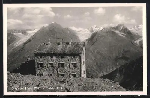 AK Breslauer Haus, Berghütte im Oetztal mit Gipfelpanorama, von oben gesehen