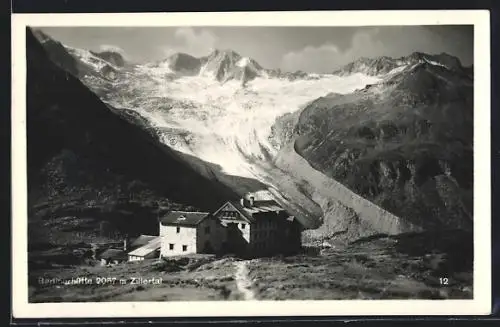 AK Berliner Hütte, Blick auf die Berghütte vor dem Gletscher