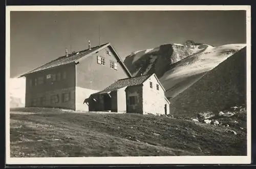 AK Spanaglhaus, Berghütte vor Bergpanorama