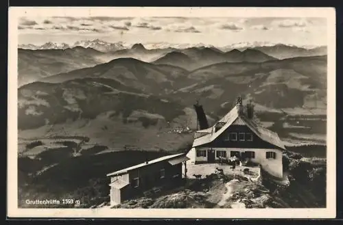 AK Gruttenhütte, Berghütte im Wilden Kaiser, Blick gegen die Hohen Tauern