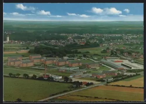 AK Albersdorf /Holst., Ortsansicht vom Flugzeug aus mit Bundeswehr-Kasernen