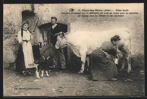 AK Néris-les-Bains, Bäuerin melkt eine Kuh, Zeigen