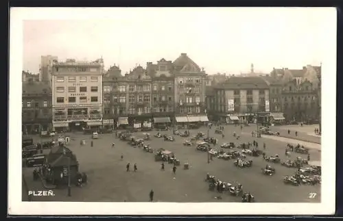 AK Plzen, Strassenpartie mit Geschäften