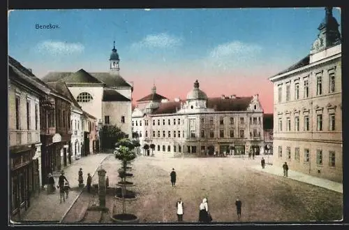 AK Benesov, Strassenpartie mit Passanten