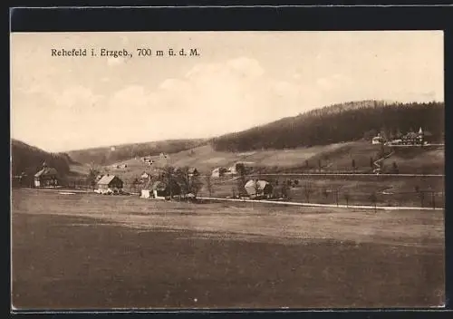 AK Rehefeld / Erzgeb., Ortsansicht aus der Vogelschau