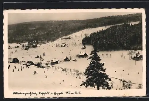 AK Rehefeld / Erzgeb., Gesamtansicht im Winter