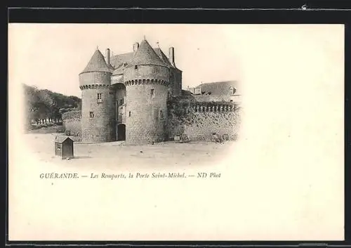AK Guérande, les remparts, la porte Saint-Michel