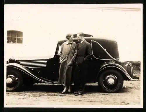 Fotografie Auto Stoewer R140 (1932), Paar nebst Cabriolet