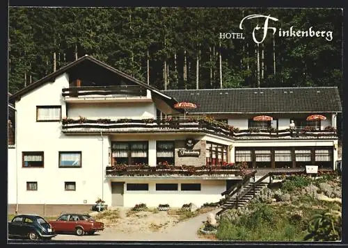 AK Blankenheim / Eifel, Hotel-Restaurant Finkenberg mit VW Käfer davor